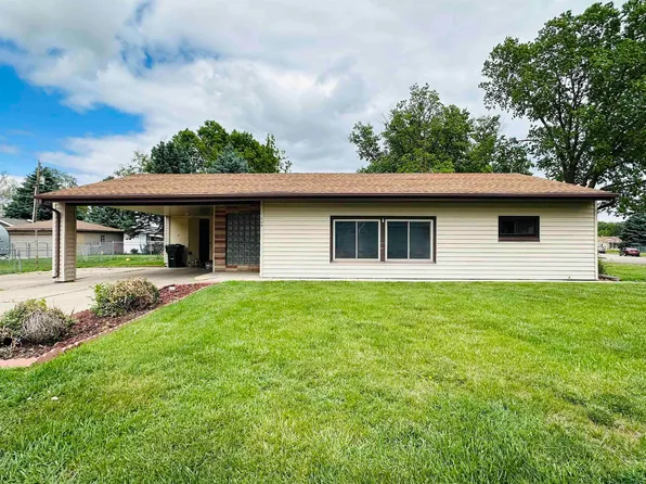 2500 Bourette St, Sioux City, IA 51109