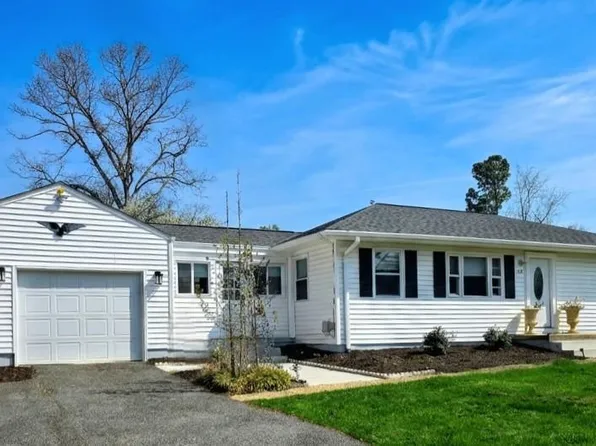 6421 Inwood Dr, Springfield, VA 22150