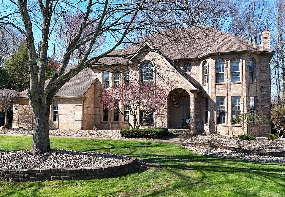 1st image of 5840 Rosewood Dr