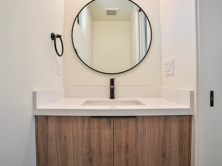 Powder room