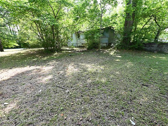 5th image of 695 Lindsey Rd