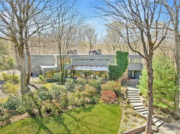 14 Alta Lane, Chappaqua, NY 10514