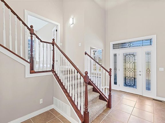 5th image of 27519 Riverwood Ct