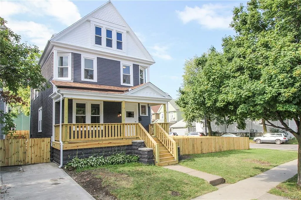 349 Auburn Ave photo 1