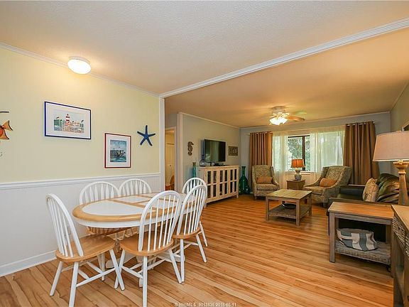 5th image of 25 Deallyon Ave APT 138