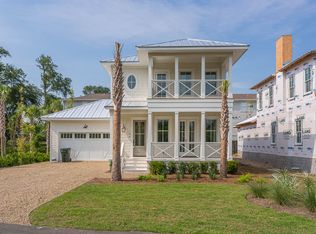 24 Glynn Oaks Ln, Saint Simons Island, GA 31522