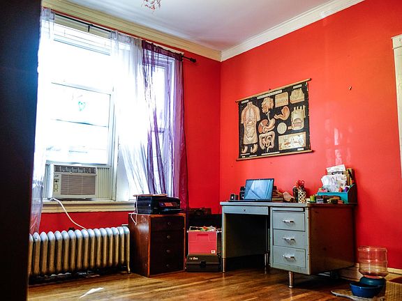 2nd image of 2609 W Hirsch St #1