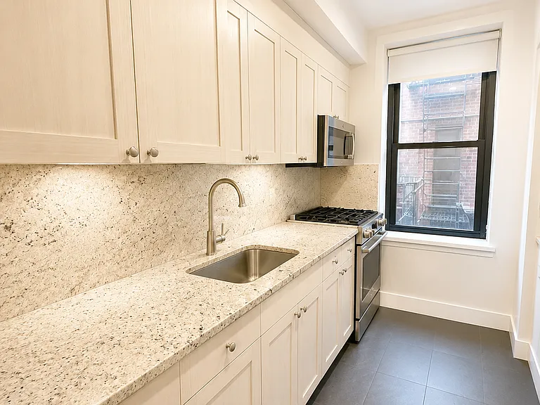 10 W 65th St #3J — Photo 3