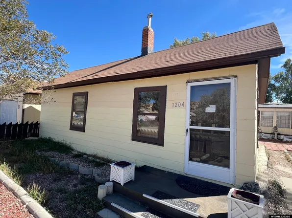 1204 11th St, Rock Springs, WY 82901