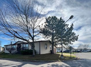 765 Huntsbridge Rd, Matteson, IL 60443