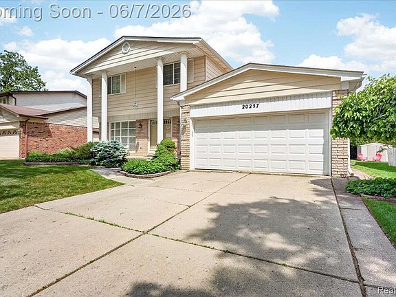 2nd image of 20257 Coachwood Rd