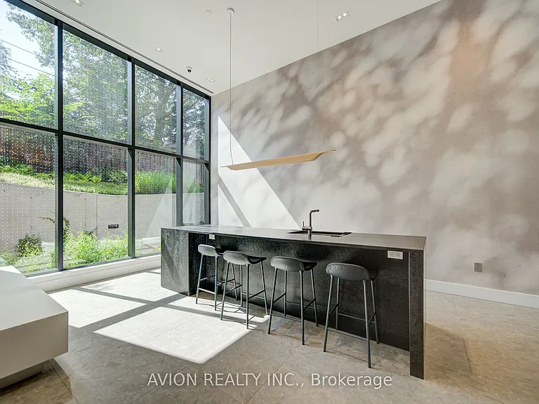 1720 Bayview Ave #321 — Photo 32