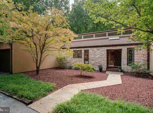 2 Bridlewood Ct, Owings Mills, MD 21117