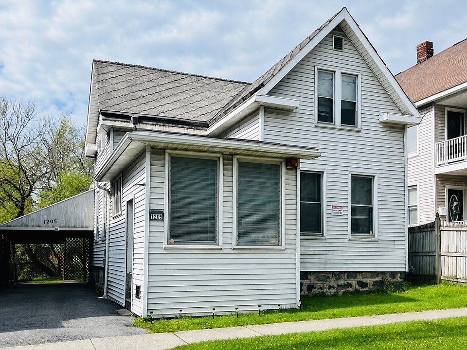 1st image of 1205 Noyes St