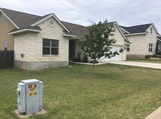 733 Darlington Dr, Fredericksburg, TX 78624