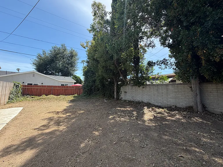 3944 Mountain View Ave — Photo 16