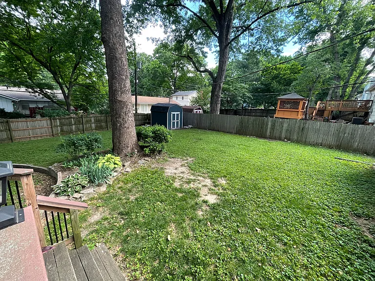 9401 Knox Dr — Photo 14