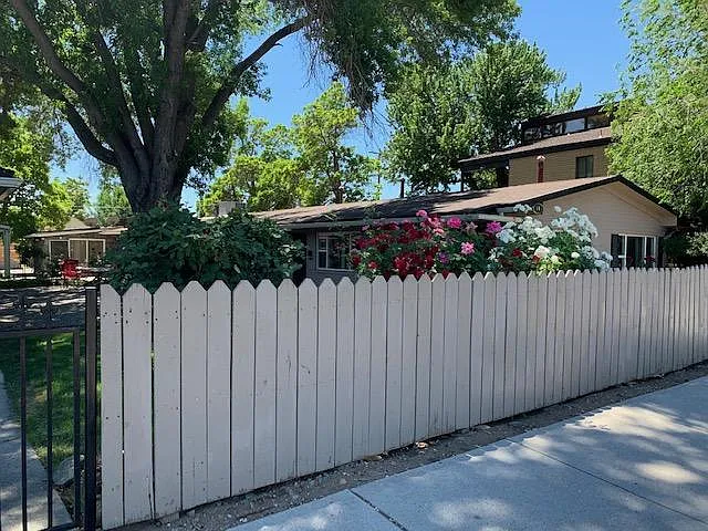 140 La Rue Ave — Photo 13