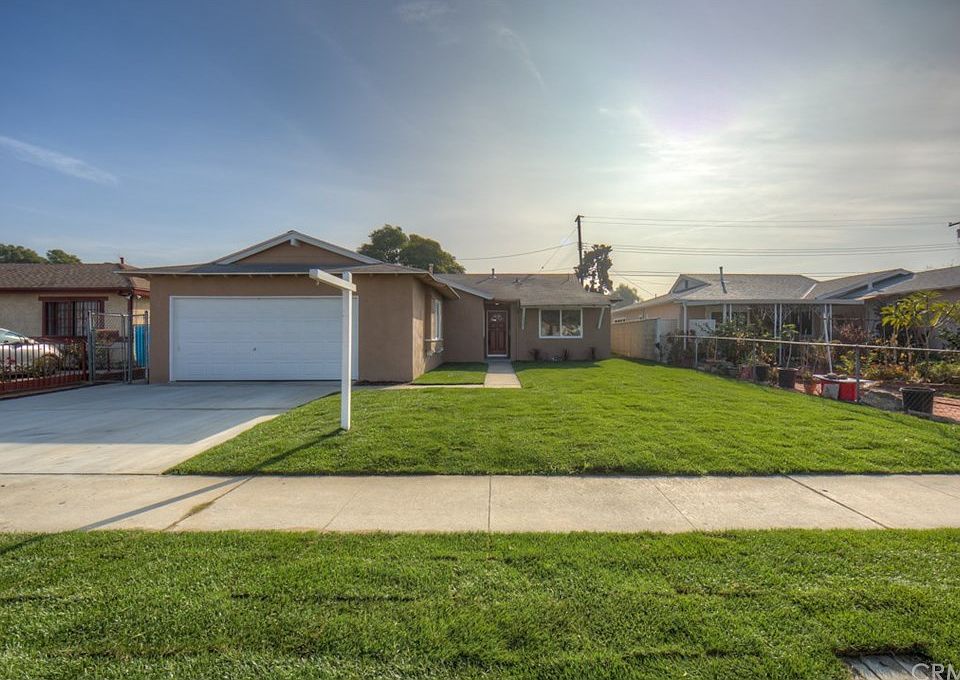 1st image of 3424 Van Wig Ave