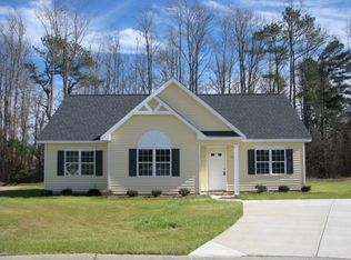 1319 Echo Lake Ln, Rocky Mount, NC 27803