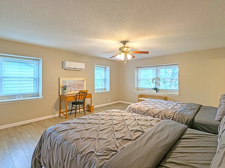 3204 W Twickingham Dr — Photo 26