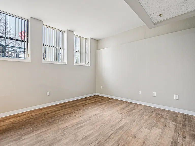 Affordable, Spacious Living at Flyers Landing, Fairborn — Photo 17