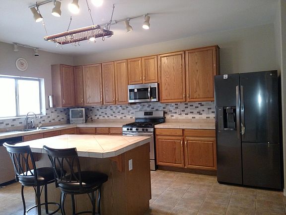 2nd image of 1164 E Crescent Ct