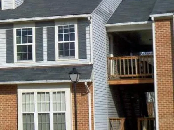 7828 Harrowgate Cir Unit 126, Springfield, VA 22152