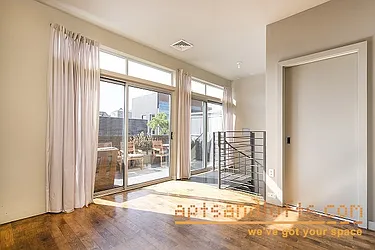 Rented by aptsandlofts.com