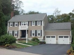 5 Deacon Reed Ln, Rockland, MA 02370