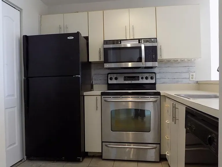 2508 Woodgate Blvd #207 — Photo 7