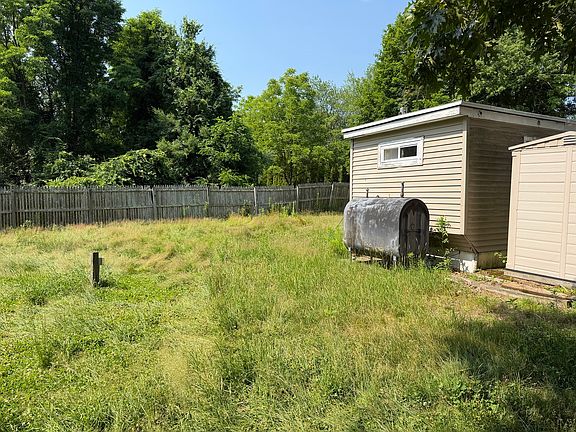 3rd image of 241 Osborne Rd