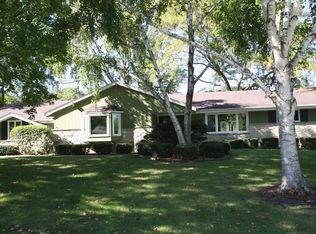 5881 Fenton Ct, Greendale, WI 53129