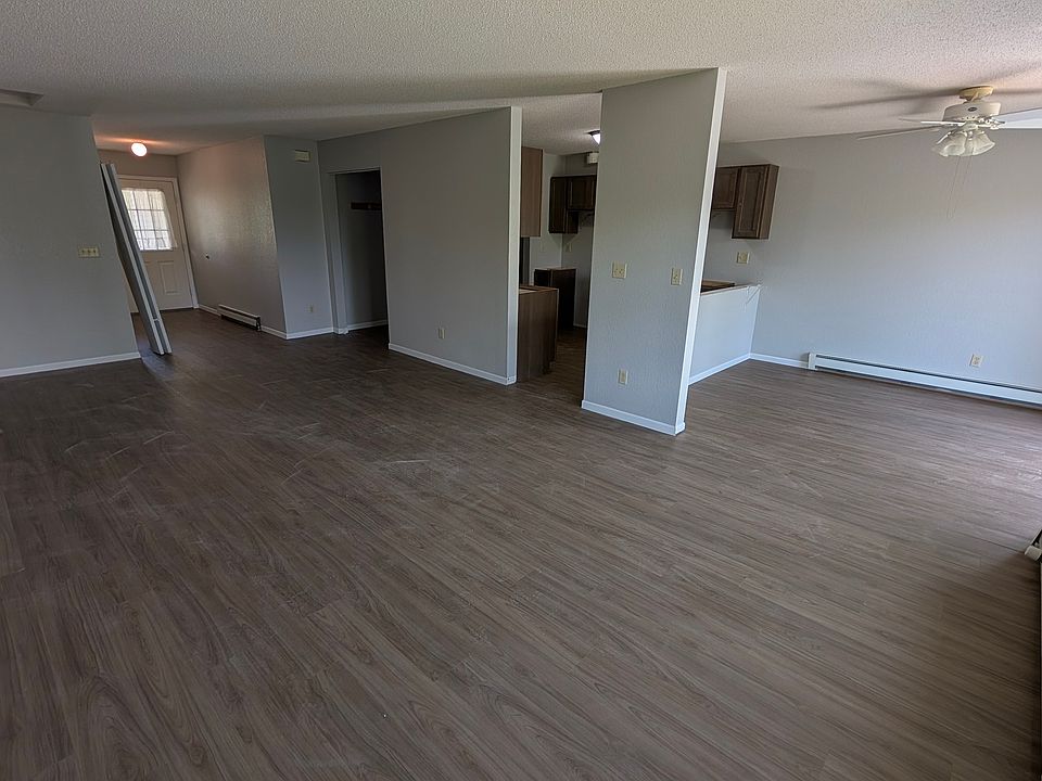 1st image of 310 4th Ave SE