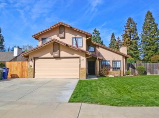 344 McKelvy Ave, Clovis, CA 93611