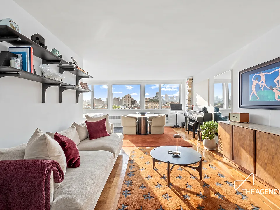 333 E 14th St #10G