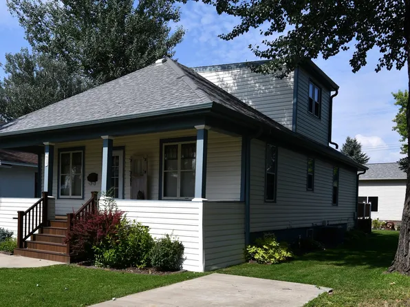 913 N Kendrick Ave, Glendive, MT 59330