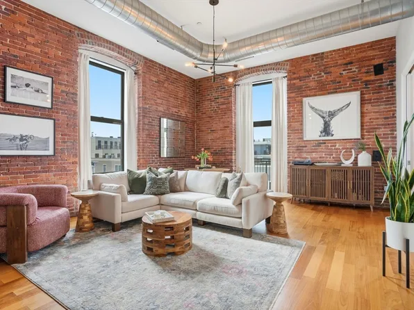 125 B St Unit 4C, South Boston, MA 02127