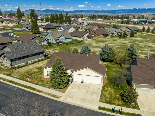 1156 Heritage Dr, Stevensville, MT 59870