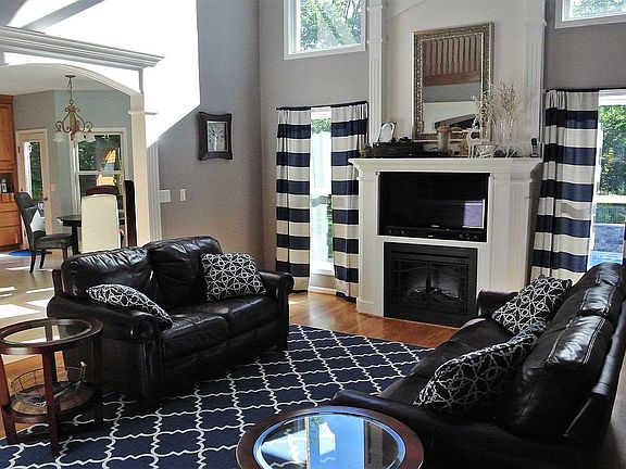 2nd image of 1251 Braeburn Dr