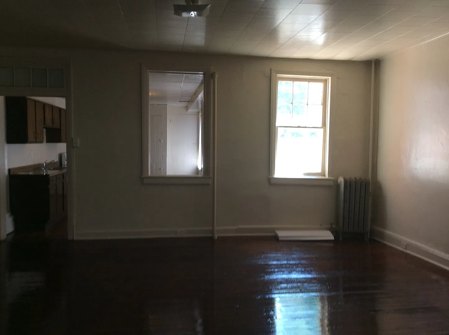 Spacious 3 Bedroom House, Yard- York City SD — Photo 4