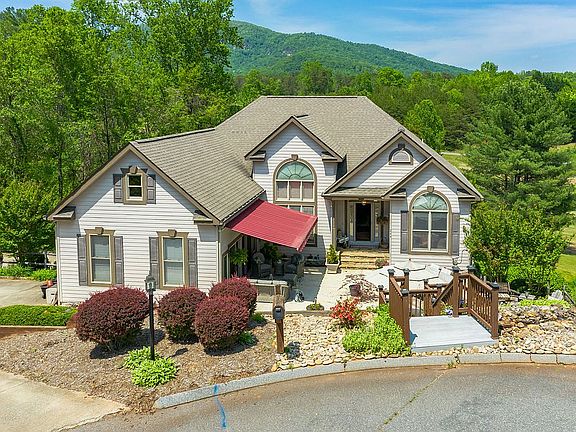 View from Cul De Sac