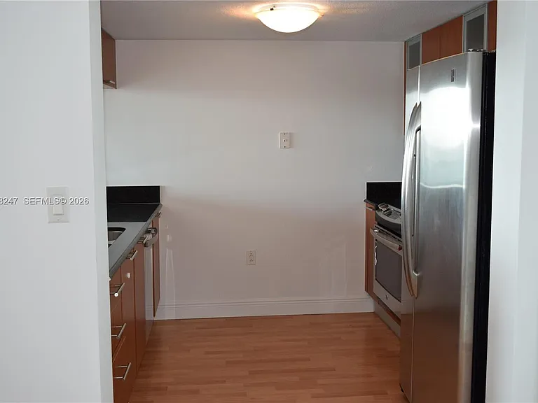 1800 N Bayshore Dr #2310 — Photo 15