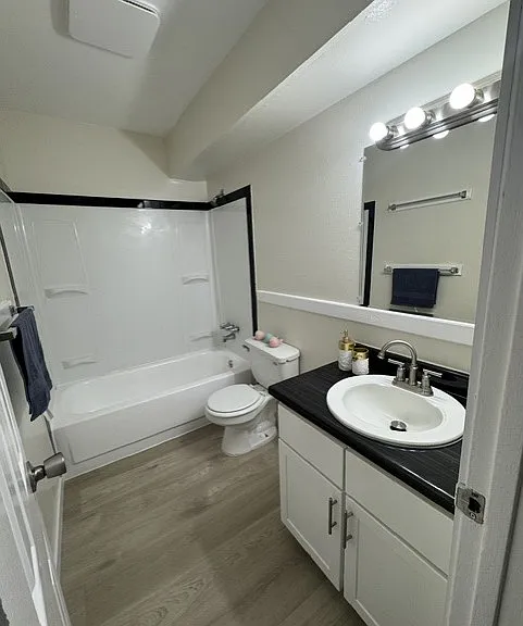 1x1 - Bathroom