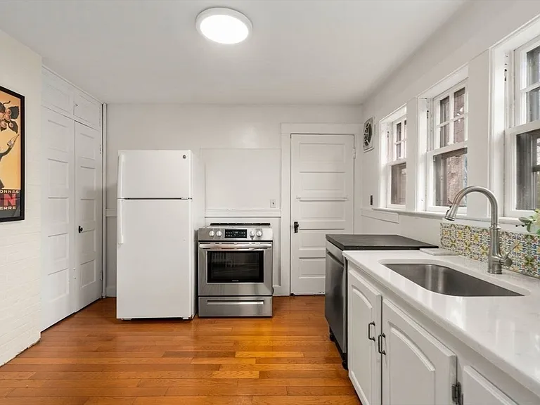12 Leighton Rd #2 — Photo 12