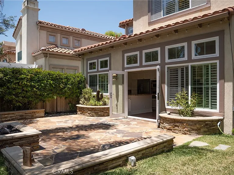 2664 Brand Dr — Photo 2