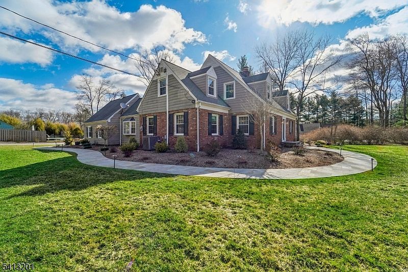 1st image of 225 Emmans Rd