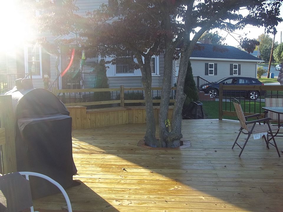 2nd image of 95 Montview St
