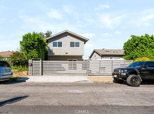 18311 Schoolcraft St, Reseda, CA 91335