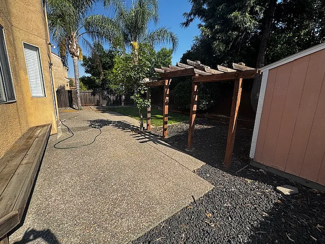 625 Roscommon Pl — Photo 50